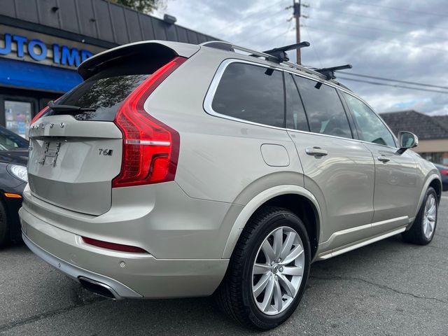 2016 Volvo XC90 T6 Momentum