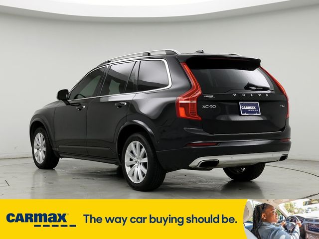 2016 Volvo XC90 T6 Momentum