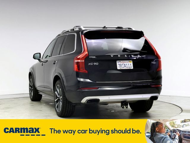 2016 Volvo XC90 T6 Momentum