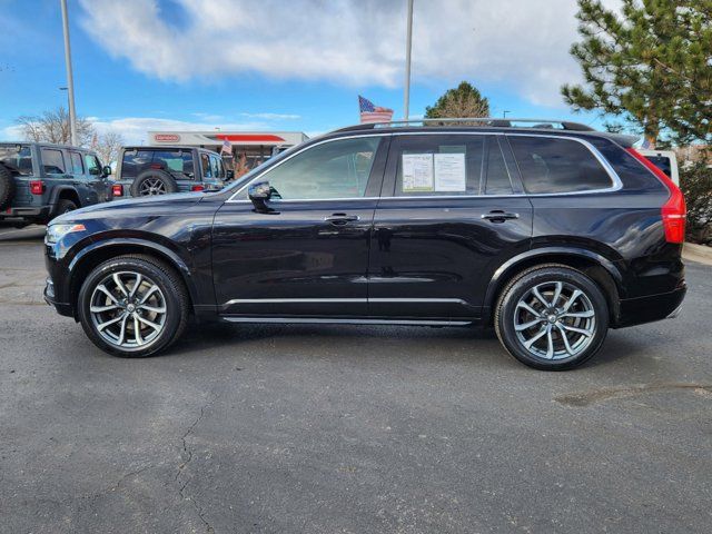 2016 Volvo XC90 T6 Momentum