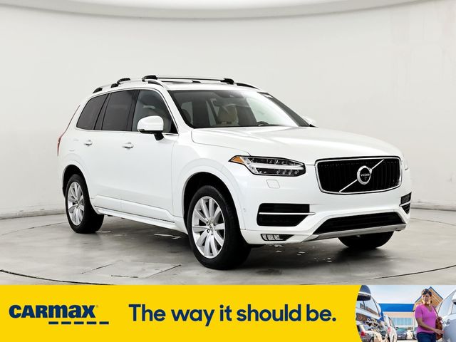 2016 Volvo XC90 T6 Momentum