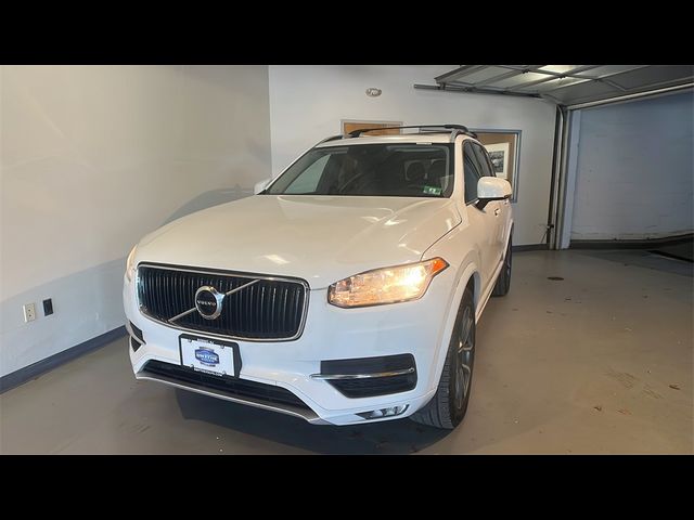 2016 Volvo XC90 T6 Momentum