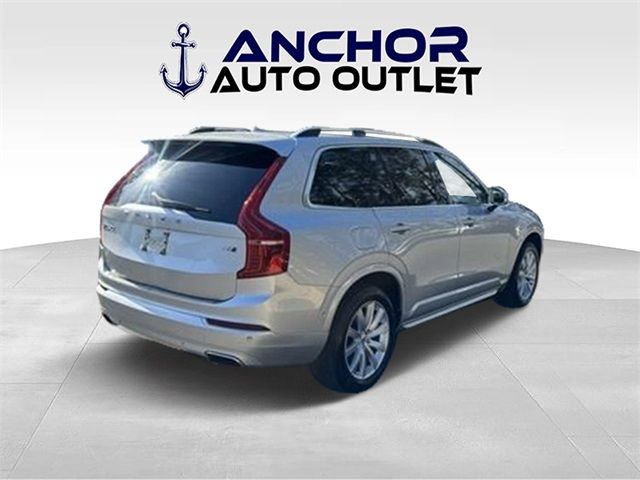 2016 Volvo XC90 T6 Momentum