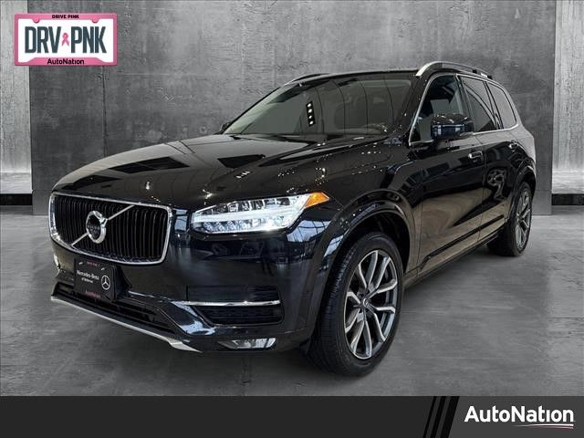 2016 Volvo XC90 T6 Momentum