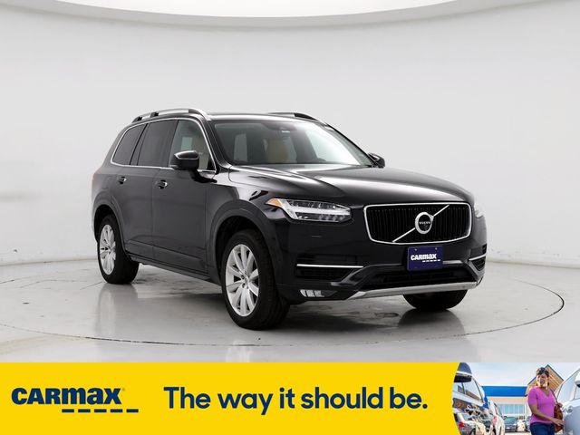 2016 Volvo XC90 T6 Momentum