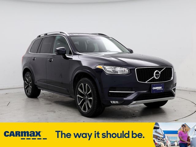 2016 Volvo XC90 T6 Momentum