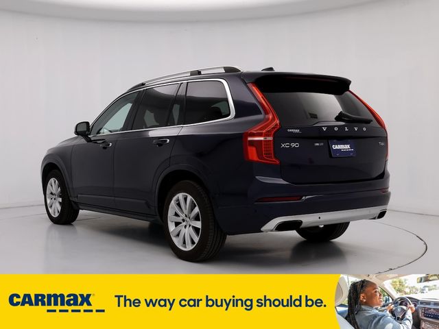 2016 Volvo XC90 T6 Momentum