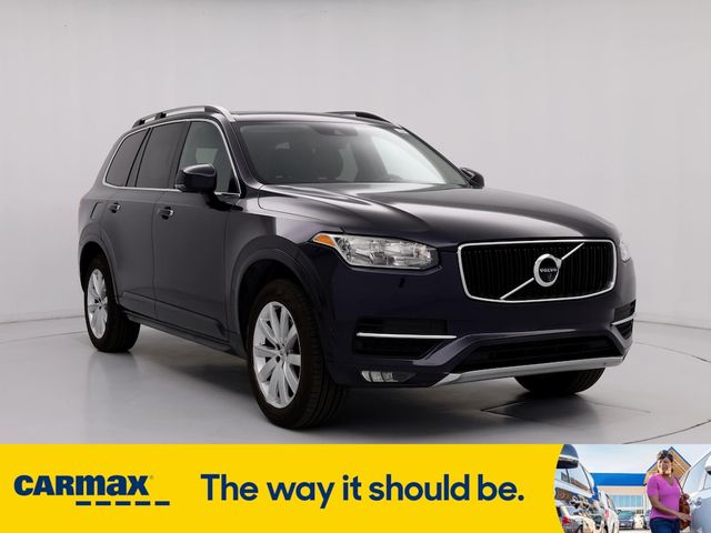 2016 Volvo XC90 T6 Momentum