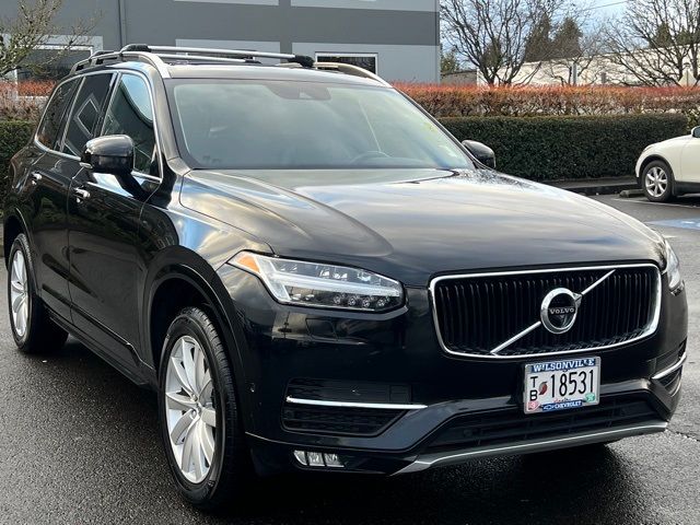 2016 Volvo XC90 T6 Momentum