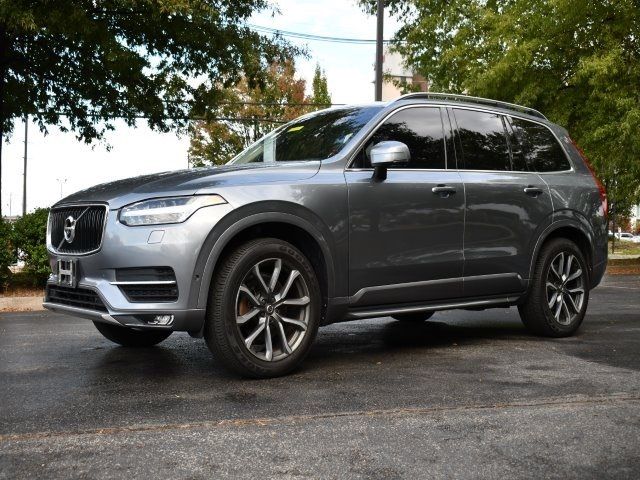 2016 Volvo XC90 T6 Momentum