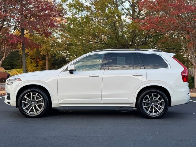 2016 Volvo XC90 T6 Momentum