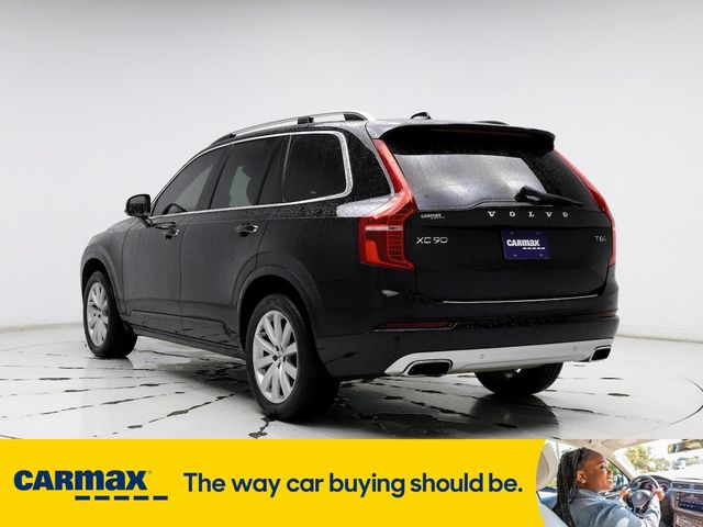 2016 Volvo XC90 T6 Momentum