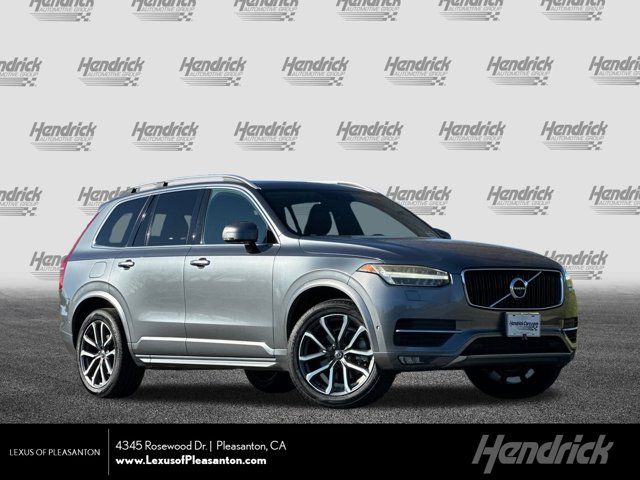 2016 Volvo XC90 T6 Momentum