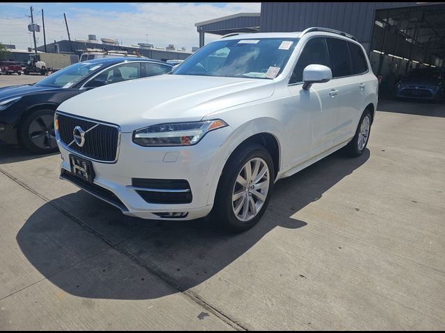 2016 Volvo XC90 T6 Momentum