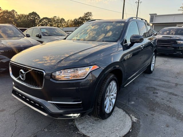 2016 Volvo XC90 T6 Momentum