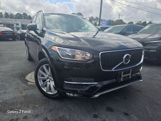 2016 Volvo XC90 T6 Momentum