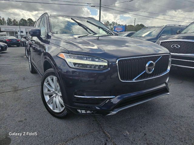 2016 Volvo XC90 T6 Momentum