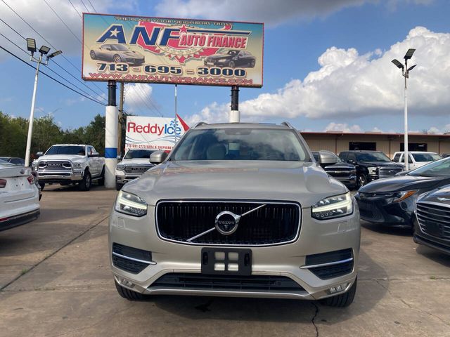 2016 Volvo XC90 T6 Momentum