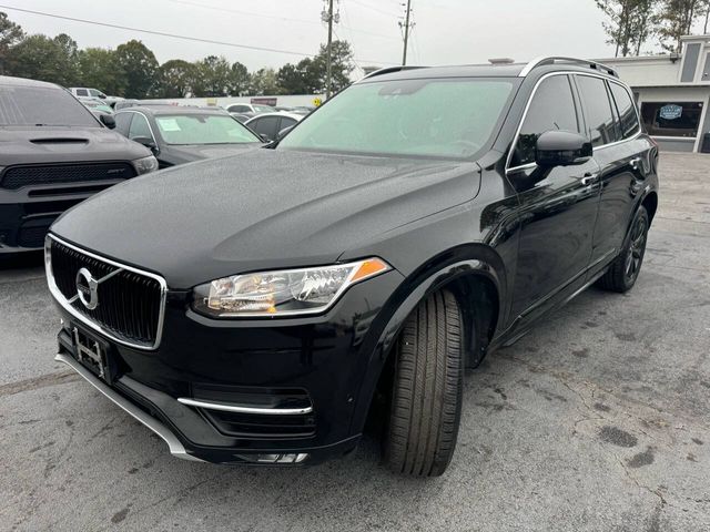 2016 Volvo XC90 T6 Momentum