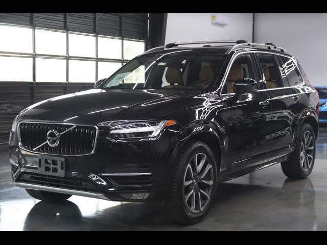 2016 Volvo XC90 T6 Momentum