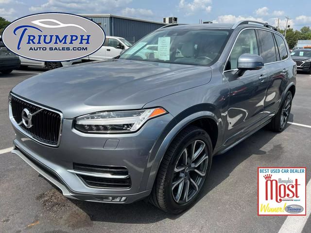 2016 Volvo XC90 T6 Momentum