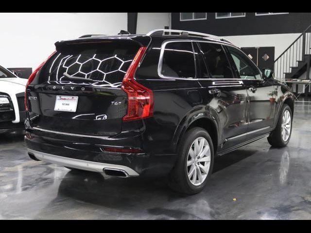 2016 Volvo XC90 T6 Momentum