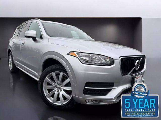 2016 Volvo XC90 T6 Momentum