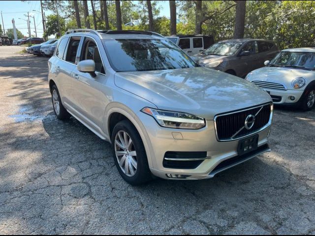 2016 Volvo XC90 T6 Momentum