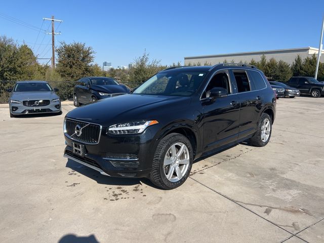 2016 Volvo XC90 Hybrid T8 Momentum