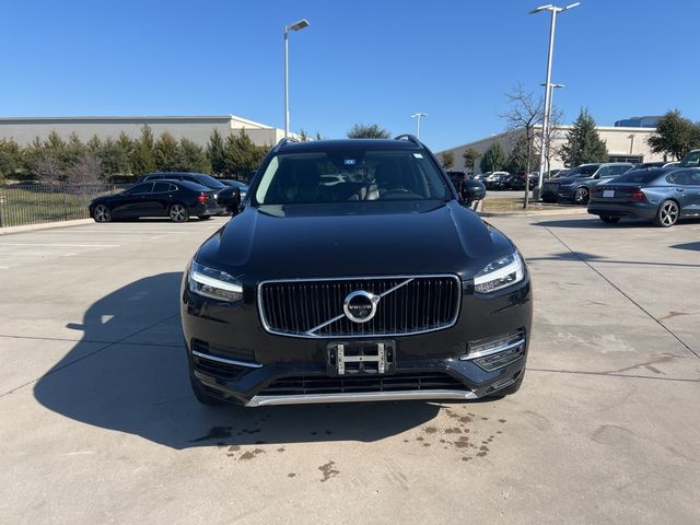 2016 Volvo XC90 Hybrid T8 Momentum