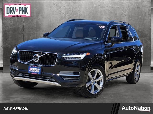 2016 Volvo XC90 Hybrid T8 Momentum