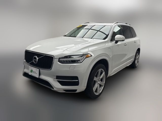 2016 Volvo XC90 Hybrid T8 Momentum