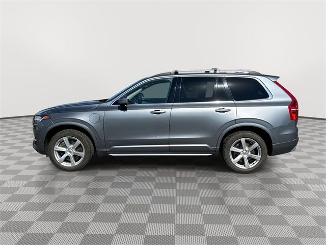 2016 Volvo XC90 Hybrid T8 Momentum