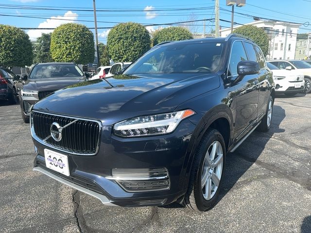 2016 Volvo XC90 Hybrid T8 Momentum