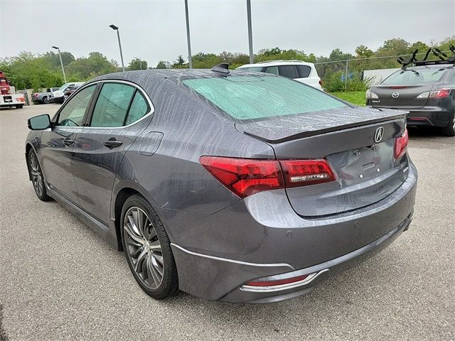 2017 Acura TLX V6 Advance