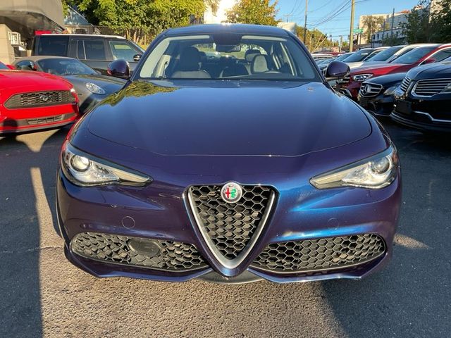 2017 Alfa Romeo Giulia Base