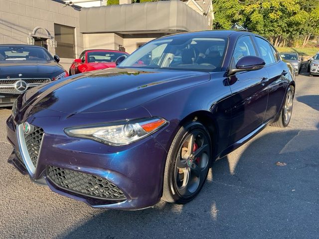 2017 Alfa Romeo Giulia Base