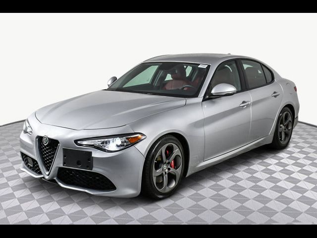 2017 Alfa Romeo Giulia Base