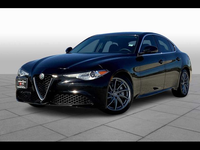 2017 Alfa Romeo Giulia Base