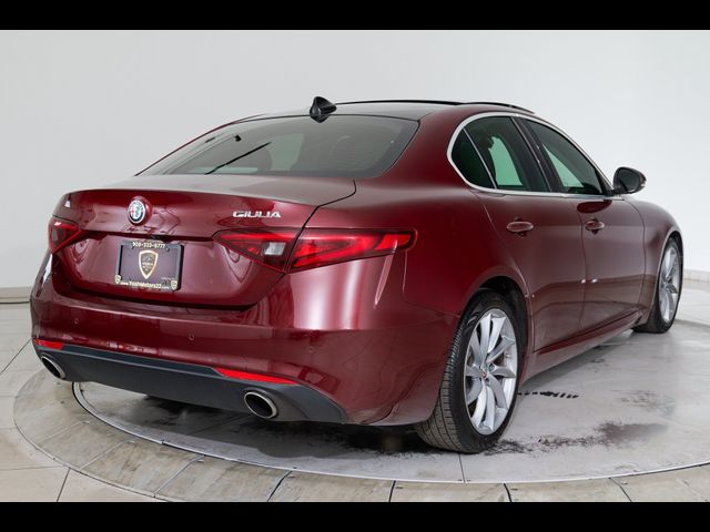 2017 Alfa Romeo Giulia Base