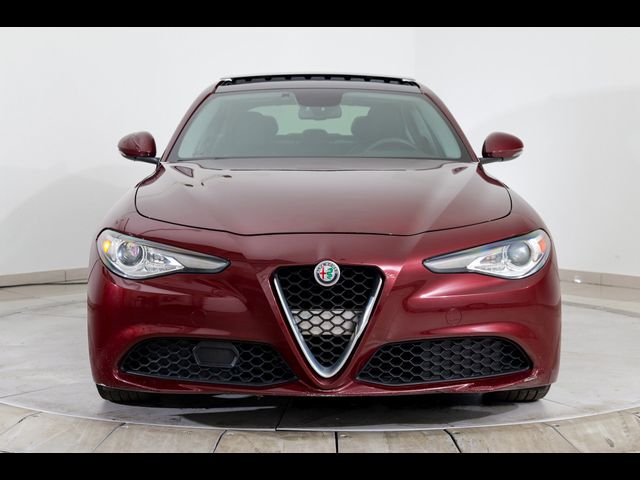 2017 Alfa Romeo Giulia Base