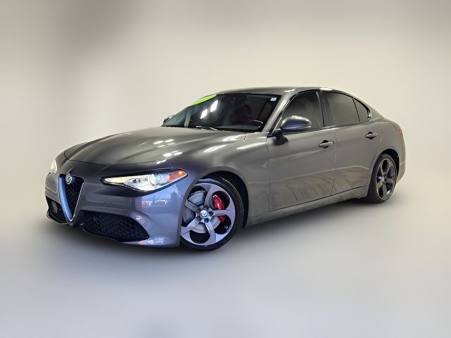 2017 Alfa Romeo Giulia Base