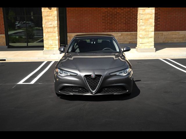 2017 Alfa Romeo Giulia Base