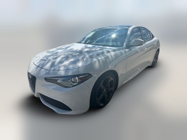 2017 Alfa Romeo Giulia Base