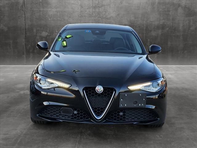 2017 Alfa Romeo Giulia Base