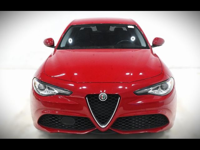 2017 Alfa Romeo Giulia Base