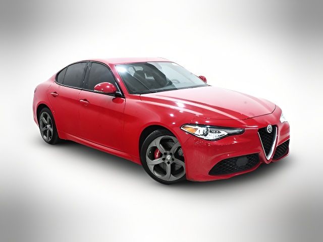 2017 Alfa Romeo Giulia Base