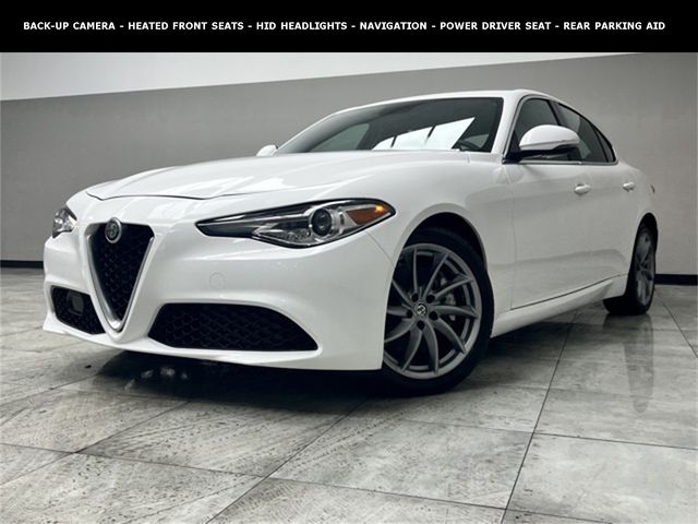 2017 Alfa Romeo Giulia Base