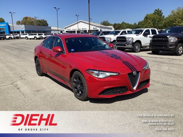 2017 Alfa Romeo Giulia Base