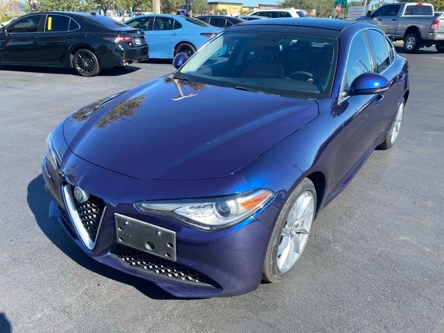 2017 Alfa Romeo Giulia Base